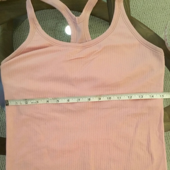 Lululemon 4 pieces - Picture 6 of 7